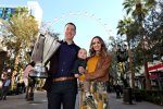 NASCAR-Champion Kyle Busch mit Ehefrau Samantha und Sohn Brexton am Strip in Las Vegas