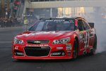 Victory Lap auf dem Strip: Donut von Kurt Busch (Stewart/Haas) 