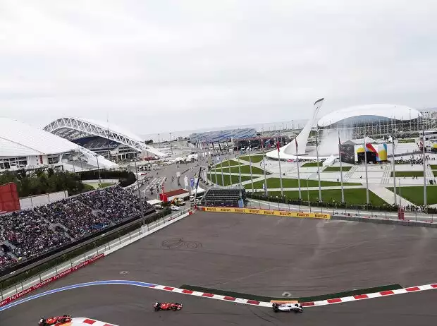 Lewis Hamilton, Valtteri Bottas, Kimi Räikkönen, Sebastian Vettel Titel-Bild zur News: Lewis Hamilton, Valtteri Bottas, Kimi Räikkönen, Sebastian Vettel