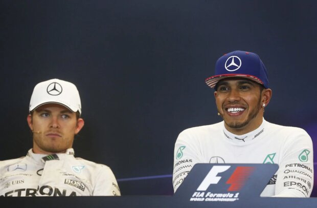 Nico Rosberg Lewis Hamilton Mercedes Mercedes AMG Petronas Formula One Team F1 ~Nico Rosberg (Mercedes) und Lewis Hamilton (Mercedes) ~ 