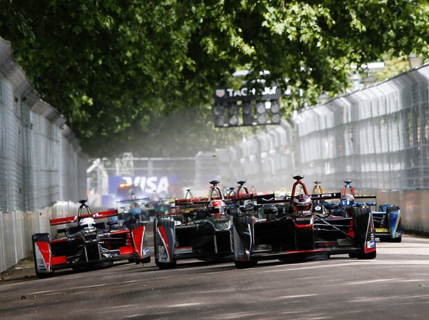 Titel-Bild zur News: Formel E im Battersea Park in London