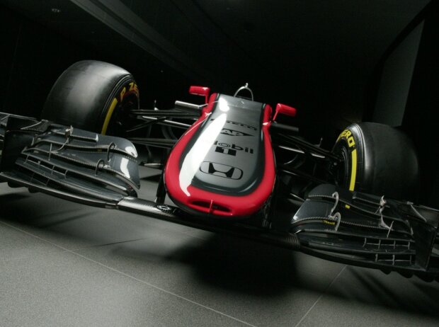 McLaren-Honda MP4-30 McLaren-Honda MP4-30