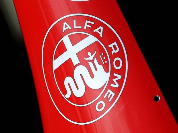 Alfa Romeo, Logo
