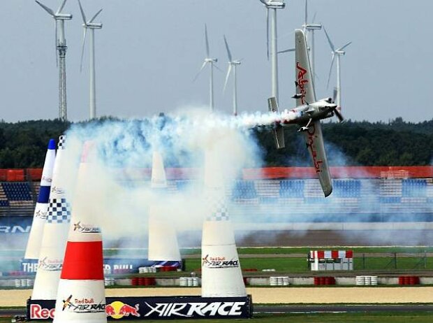 Titel-Bild zur News: Red Bull Air-Race am Lausitzring