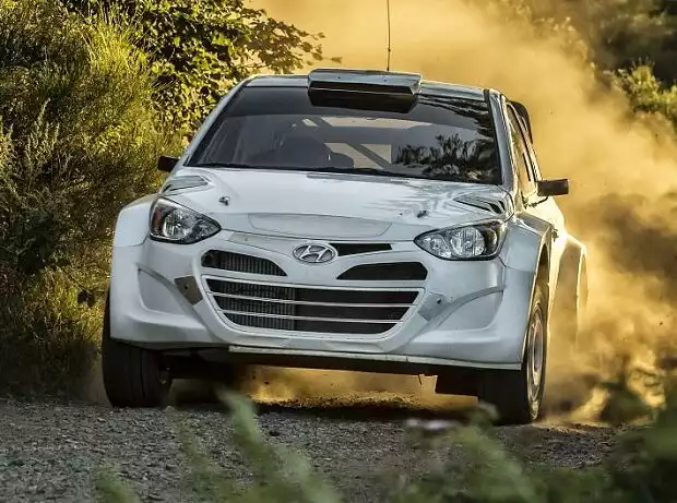 Hyundai i20 WRC Titel-Bild zur News: Hyundai i20 WRC