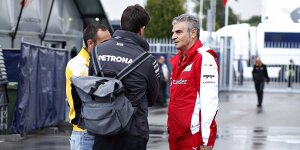 Ecclestone: Mercedes und Ferrari "wie siamesische Zwillinge"