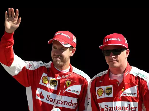 Sebastian Vettel, Kimi Räikkönen Titel-Bild zur News: Sebastian Vettel, Kimi Räikkönen