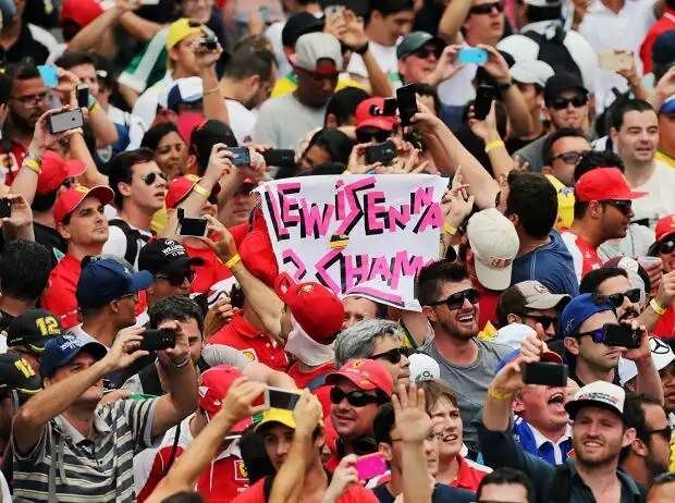 Fans Titel-Bild zur News: Fans