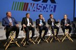 Fox Sports: Larry McReynolds, Mike Joy, Darrell Waltrip, Jeff Gordon und Eric Shanks