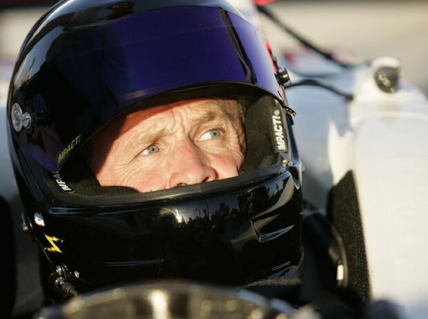 Titel-Bild zur News: Rusty Wallace bei seinem IndyCar-Test in Homestead 2006