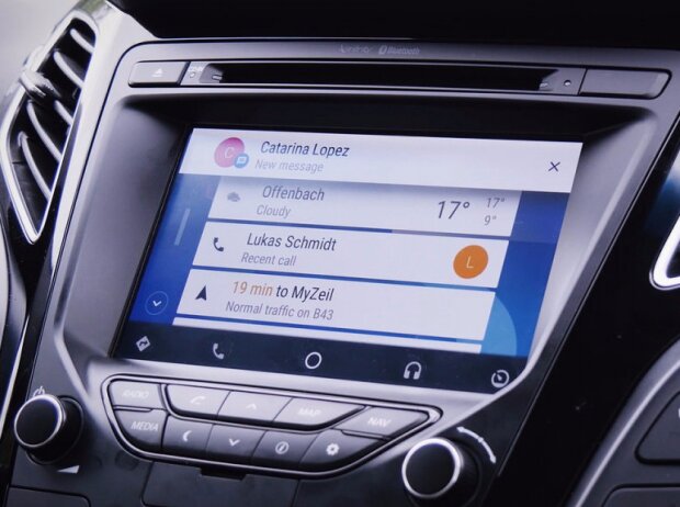 Titel-Bild zur News: Android Auto im Hyundai i40