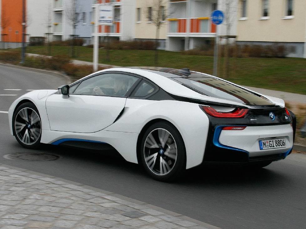 BMW i8