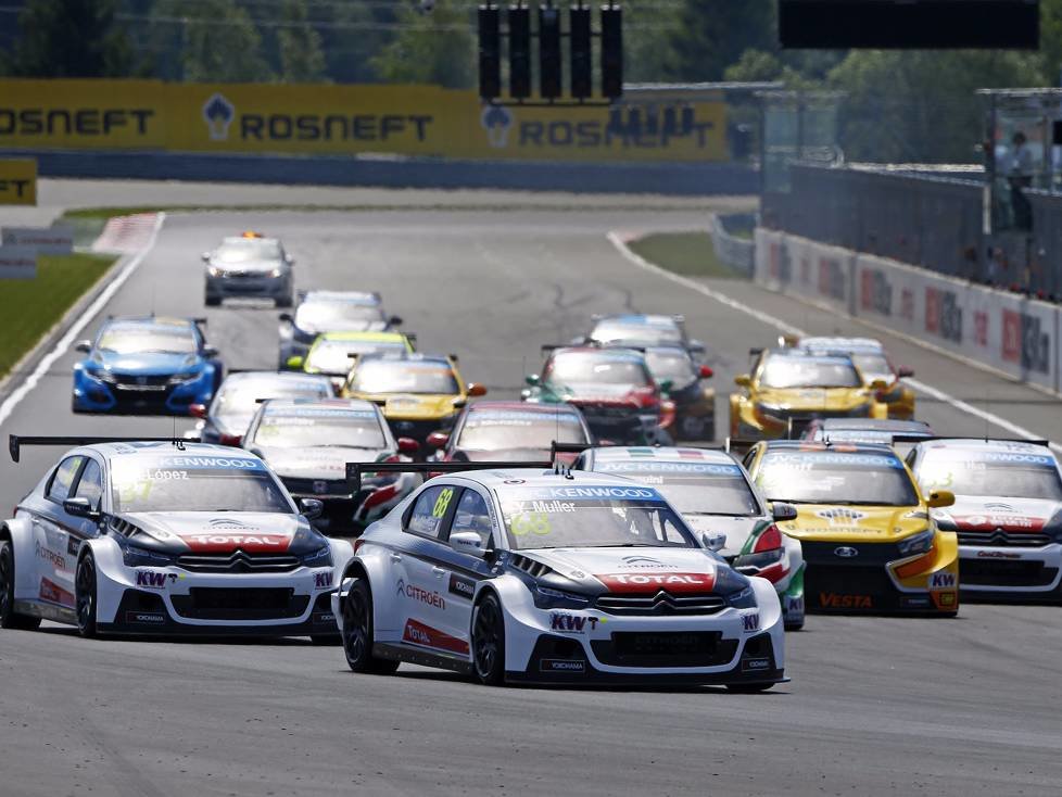 Start eines WTCC-Rennens