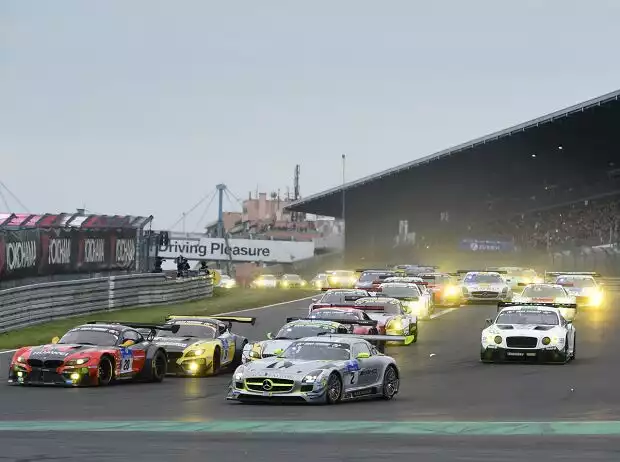 Start zum 24-Stunden-Rennen Titel-Bild zur News: Start zum 24-Stunden-Rennen