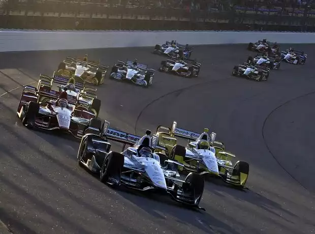 Will Power, Simon Pagenaud Titel-Bild zur News: Will Power, Simon Pagenaud