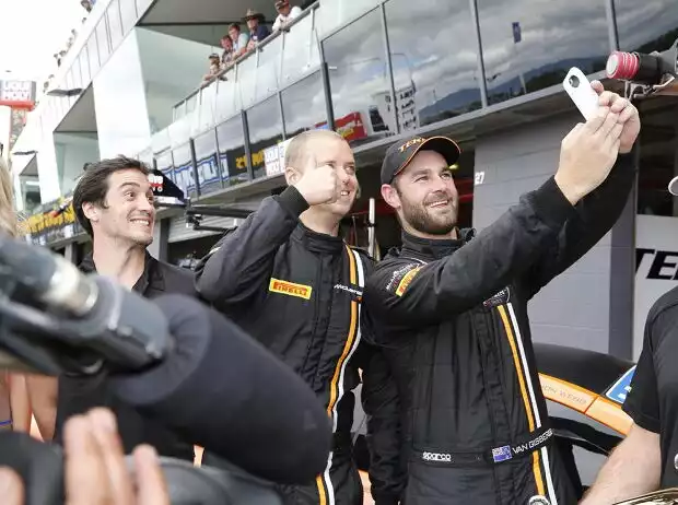 Shane van Gisbergen, Jonathon Webb Titel-Bild zur News: Shane van Gisbergen, Jonathon Webb
