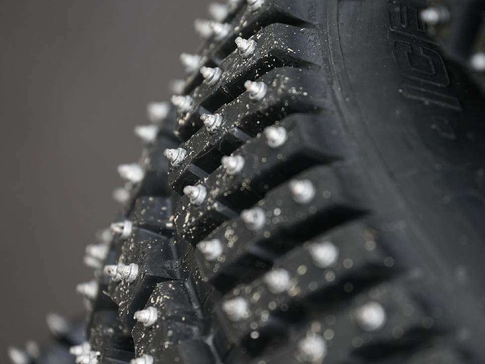 Spike-Reifen Michelin