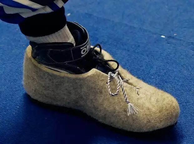 Überschuhe aus Fliz Titel-Bild zur News: Überschuhe aus Fliz
