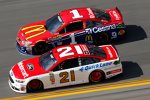Ryan Blaney (Wood) und Jamie McMurray (Ganassi) 