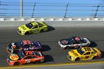 Denny Hamlin (Gibbs), Matt Kenseth (Gibbs), Kyle Busch (Gibbs) und Kevin Harvick (Stewart/Haas) 