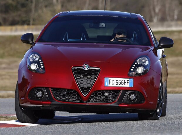 Titel-Bild zur News: Alfa Romeo Giuletta