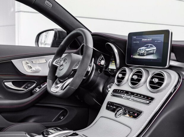 Cockpit des Mercedes-AMG C 43 4Matic Coupé Cockpit des Mercedes-AMG C 43 4Matic Coupé