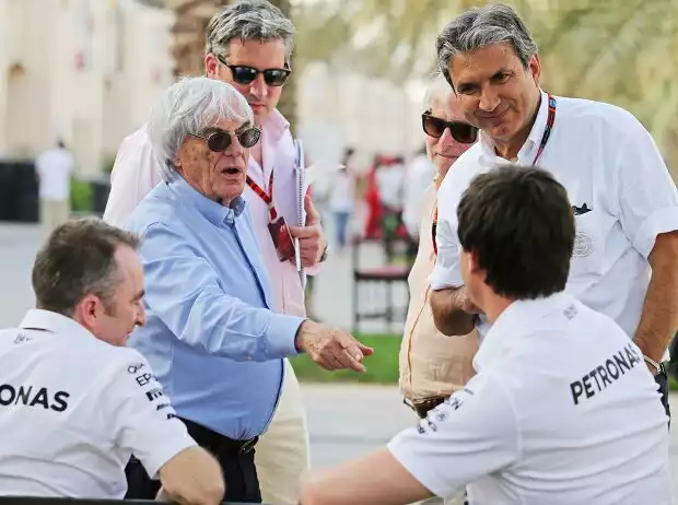 Bernie Ecclestone, Toto Wolff Titel-Bild zur News: Bernie Ecclestone, Toto Wolff