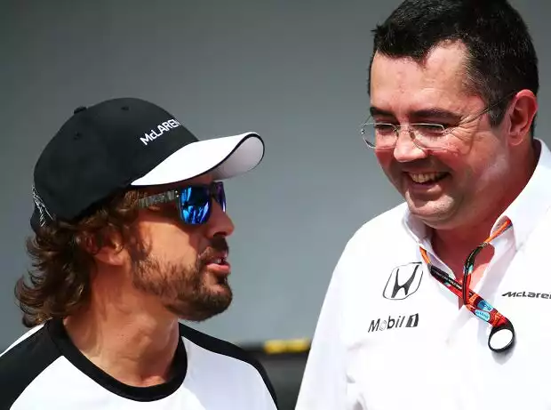 Fernando Alonso, Eric Boullier Titel-Bild zur News: Fernando Alonso, Eric Boullier