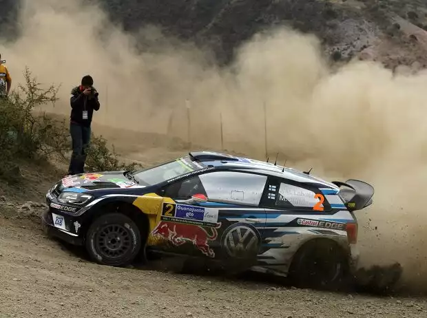 Jari-Matti Latvala fährt den Volkswagen Polo R WRC Titel-Bild zur News: Jari-Matti Latvala fährt den Volkswagen Polo R WRC