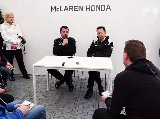 Eric Boullier, Yasuke Hasegawa Titel-Bild zur News: Eric Boullier, Yasuke Hasegawa