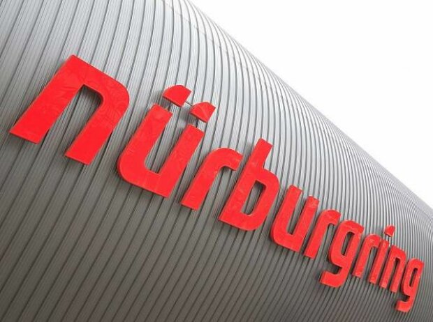 Titel-Bild zur News: Nürburgring-Schriftzug