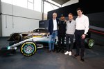 Dieter Zetsche, Lewis Hamilton, Nico Rosberg und Toto Wolff 