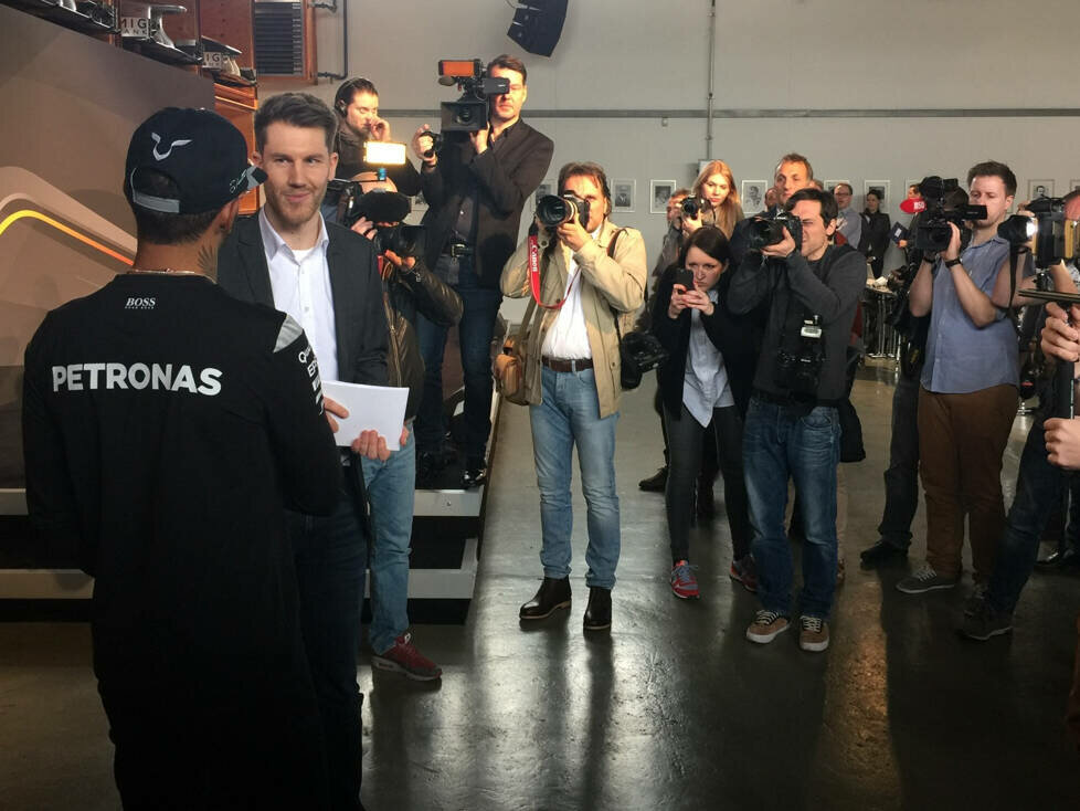 Lewis Hamilton beim Mercedes-Motorsport-Kick-off in Fellbach 2016