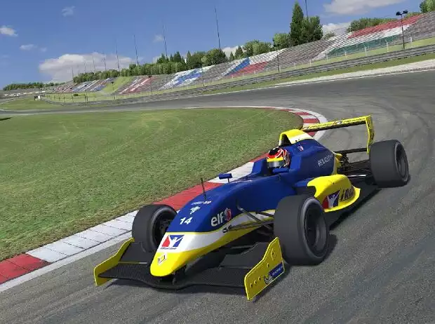 iRacing Titel-Bild zur News: iRacing