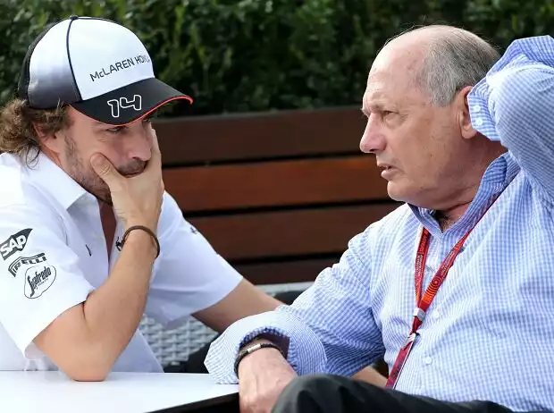 Fernando Alonso, Ron Dennis Titel-Bild zur News: Fernando Alonso, Ron Dennis