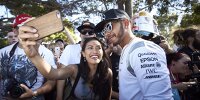 Bild zum Inhalt: Lewis Hamilton will Social-Media-Fans treu bleiben