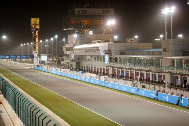 ~Die Zielgerade in Doha (Losail Circuit)~ ~Die Zielgerade in Doha (Losail Circuit)~