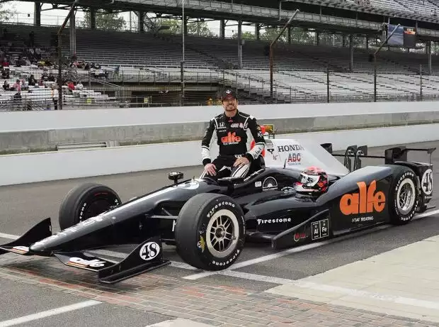 Alex Tagliani Titel-Bild zur News: Alex Tagliani