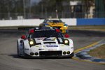 Earl Bamber, Frederic Makowiecki und Michael Christensen (Porsche) 