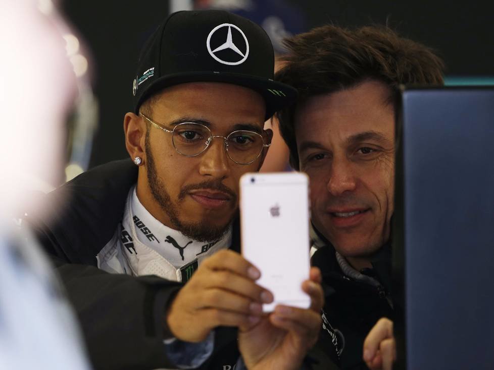 Lewis Hamilton, Toto Wolff