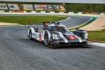 Der neue Porsche 919 Hybrid für die WEC 2016