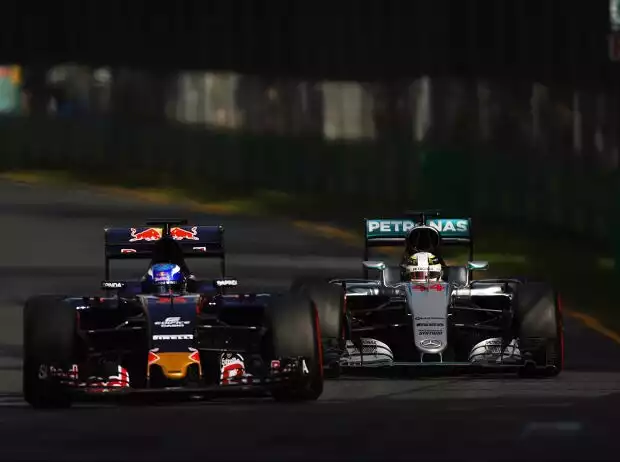 Max Verstappen, Lewis Hamilton Titel-Bild zur News: Max Verstappen, Lewis Hamilton