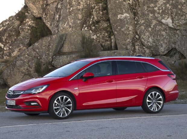 Opel Astra Sports Tourer 2016