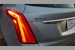 Detail der Heckleuchten des Cadillac XT5
