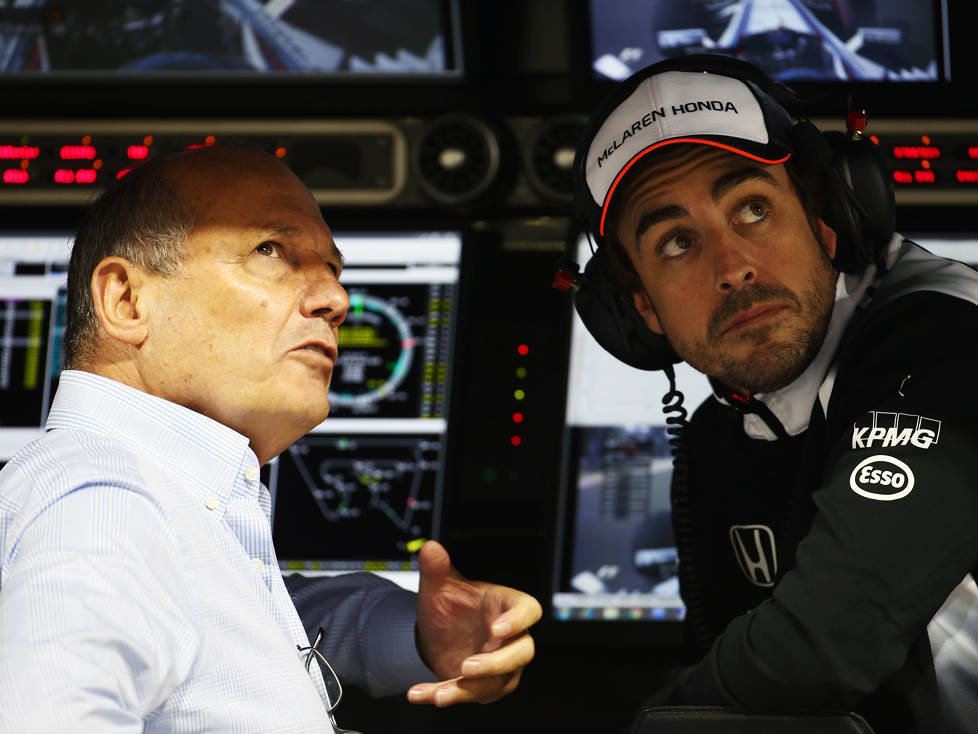 Ron Dennis, Fernando Alonso