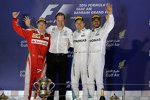 Nico Rosberg (Mercedes), Lewis Hamilton (Mercedes) und Kimi Räikkönen (Ferrari) 