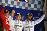 Kimi Räikkönen (Ferrari), Nico Rosberg (Mercedes) und Lewis Hamilton (Mercedes) 