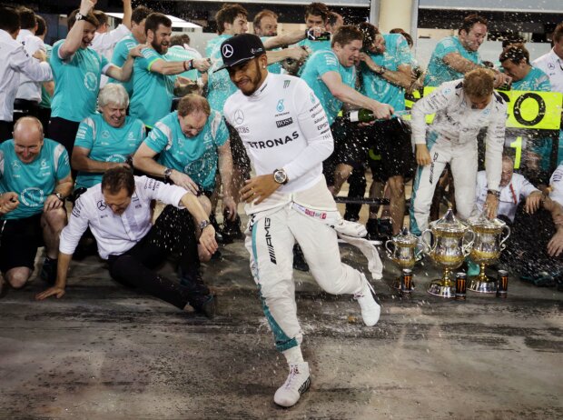 Nico Rosberg, Lewis Hamilton Nico Rosberg, Lewis Hamilton