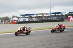 Luca Marini vor Julian Simon 