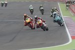 Julian Simon vor Luca Marini 